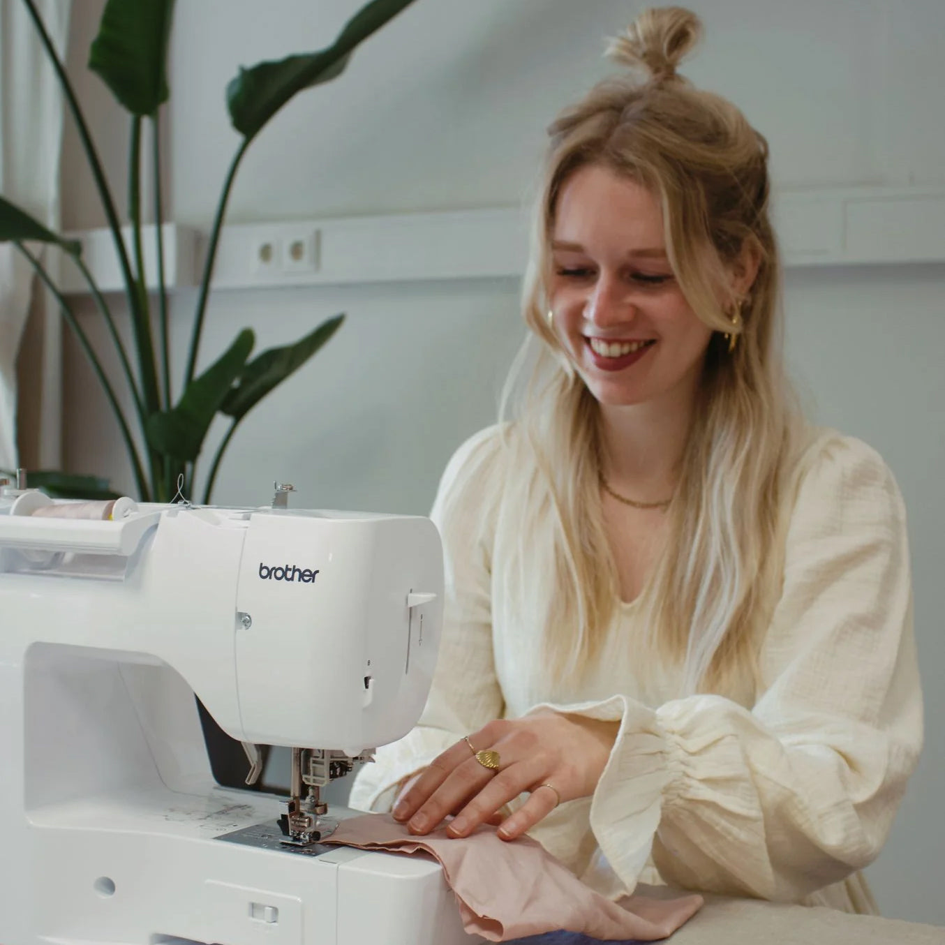 Handgemaakt, handig en uniek: de wettenbundelhoezen van Annafie